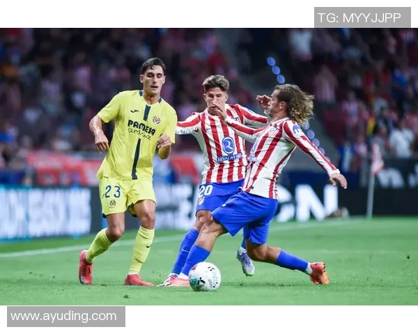 西甲劲旅马德里竞技核心科克赛场英姿尽显球队中场灵魂风采